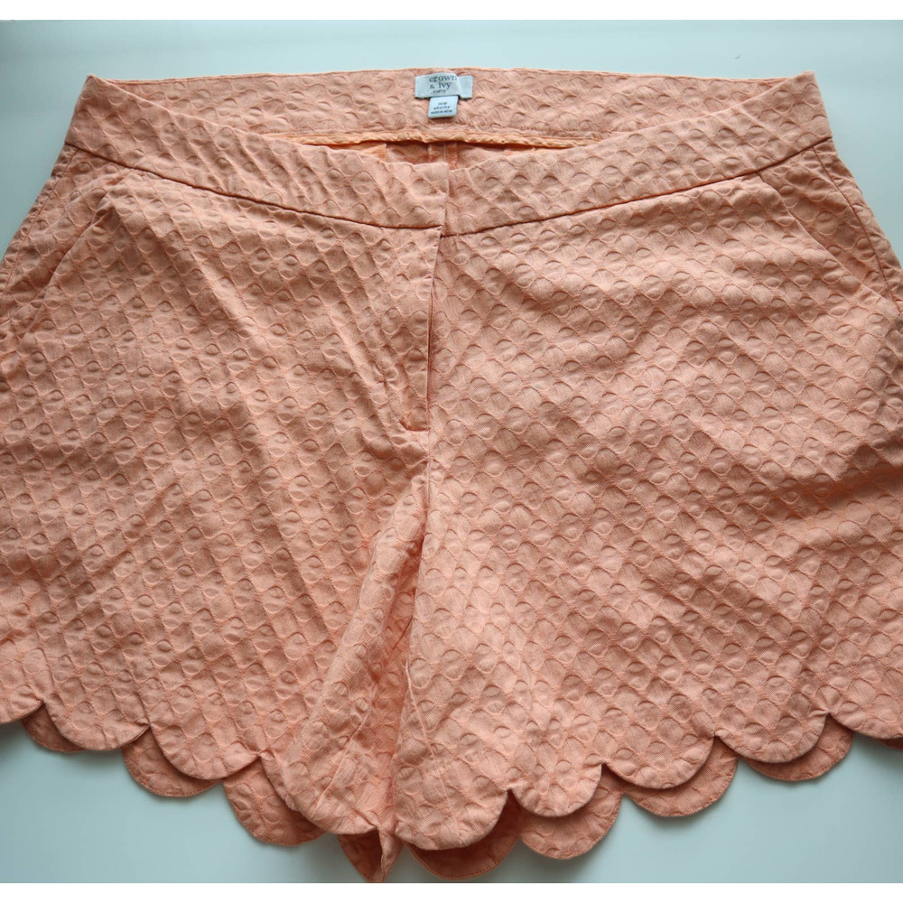 Crown & Ivy Shelby Peach Scalloped Linen Shorts Womens 18W